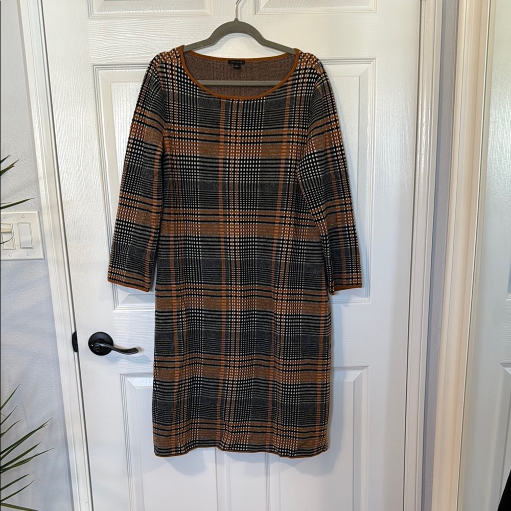 Ann Taylor Brown and Black Long Sleeve Sheath Dress